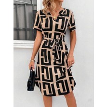 Fy Butik Kadın Kısa Kollu V Yakalı Desenli Kuşaklı Süprem Elbise