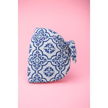 Beyaz Mavi Seramik Desenli Kısa Pareo Saten Kadın Plaj Elbisesi Yeni Sezon