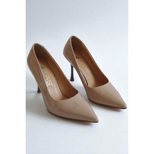 Hakiki Rugan Deri Bej Kadın Stiletto – 9 cm Metal Ince Topuk Şık Sivri Burun Topuklu Ayakkabı