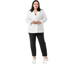Büyük Beden Saten Yaka ve Düğme Detaylı Cepli Astarlı Beyaz Ceket