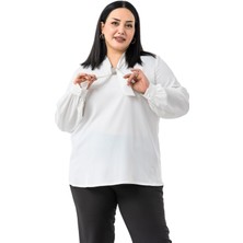 Büyük Beden Yakada Pırıltı Detaylı Manşetli Beyaz Bluz