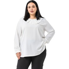 Büyük Beden Yakası Pileli Yanları Yırtmaçlı Beyaz Bluz