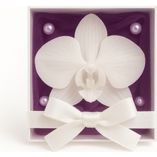 Orkide Detaylı Hediyelik Mum – Kutulu, Tüllü, Etiketli | Nikah, Nişan, Söz, Kına, Mevlid ve Özel Günler İçin Toplu Satış