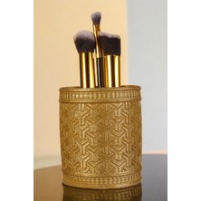 Altın Renkli Makyaj Organizeri ve Fırça Seti - Şık ve Pratik Tasarım