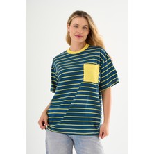 Alexandergardı Cep Detaylı Çizgili T-Shirt