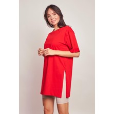 Likrasız Pamuk Sıfır Yaka Bol Duble Kol Yan Yırtmaçlı Oversize Tshirt- -Kırmızı