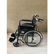 4611S Katlanabilir Manuel Tekerlekli Sandalye