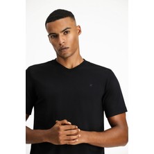 Kiğılı V Yaka Slim Fit Dar Kesim Süprem Pamuklu Basic Tişört