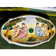 1900 Başları Italyan Capodimonte Bonboniyer 21 cm 12 cm 6,5 cm Ölçülerinde