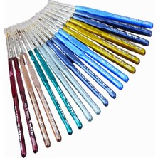 Plastik Saplı Dantel Tığı