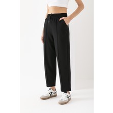 Kadın Siyah Yüksek Bel Cepli Modal Kumaş Önü Nervürlü Balon Kalıp Pantolon