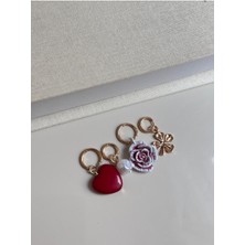 Gül, Kalp, Yonca ve Inci Figürlü Altın Renk Charm Küpe – 4’lü Set