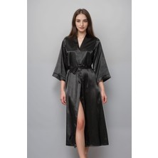 Siyah Uzun Saten Dirseklerin Altında Biten Kollar Sabahlık Kimono
