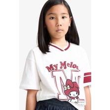 DeFacto Kız Çocuk Hello Kitty Oversize Geniş Kalıp V Yaka Kısa Kollu Okul Tişörtü F7040A825AU