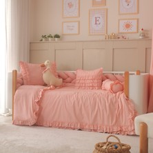 Luna %100 Pamuk Montessori Bebek Uyku Seti – Fırfırlı, Pembe Renk, Ördek Uyku Arkadaşı ile