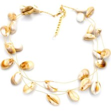 Serenity Haven Renkli Deniz Kabuğu Kolye, Şık ve Doğal Takı Seçeneği