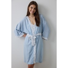Penti Açık Mavi Lilah Çizgili Bağlama Detaylı Kısa Kollu Sabahlık