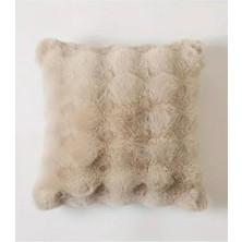 Krem Renk Tavşan Kürklü Peluş Kırlent – 40X40 cm Yumuşak Dokulu Dekoratif Yastık
