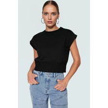 Kolsuz Crop Bluz Renk Regular Kalıp Polyester Örme Kumaş Profesyonel Görünüm Rahat Kullanım