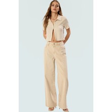 Örme Bürümcük Dokulu Crop Bluz Polo Yaka Kısa Kollu Seçkin Malzeme Zarifane Tasarım