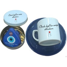 Lacivert Serisi Kahve Fincanı ve Metal Baskılı Kutuda Çikolatalar Seti