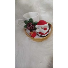 Kırmızı Noel Baba Temalı Dekoratif Kahve Fincanı, Şık Hediye Sunumluk Modeli