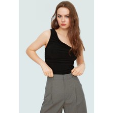 Tek Omuz Kolsuz Örme Bluz Fitted Vücut Mükemmel Uyum Zarifane Tasarım Şık Görünüm