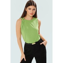 Kadın Fitted Bisiklet Yaka Örme Bluz Aksesuar Detaylı Günlük Şık Görünüm Zarifane Tasarım