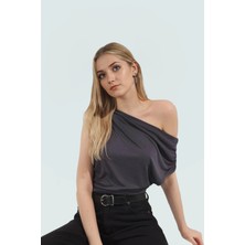 Modal Örme Bluz Asimetrik Yaka Fitted Kalıp Rahat Günlük Stil Dayanıklı Malzeme