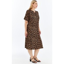 Kısa Kollu Leopar Desenli Viskon Anne Elbisesi