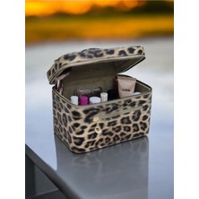 Kahverengi Leopar Desenli Taşınabilir Makyaj Çantası ve Aynalı Düzenleyici
