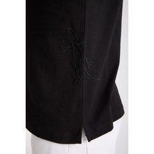 Erkek %100 Pamuk Relax Fit Kertenkele Nakışlı T-Shirt