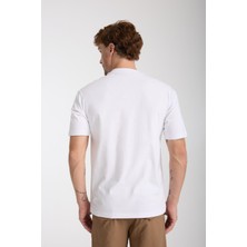 Erkek %100 Pamuk Relax Fit Vahşi Ayı Nakışlı T-Shirt