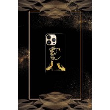 Siyah Desenli Gold T Harfi 16 Pro Max