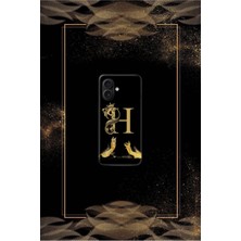 Siyah Desenli Gold B Harfi 16 Plus