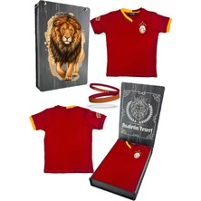 Galatasaray Orijinal Lisanslı 5 Yıldızlı Kırmızı Basic Çocuk T-Shirt + Bileklik Set Hediyelik Ahşap Kutulu