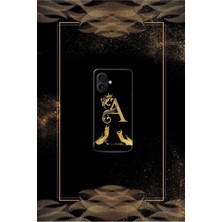 Siyah Desenli Gold L Harfi 16 Plus