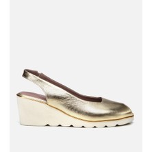 Hotiç Kadın Deri Gold Tokalı Dolgu Topuklu Sandalet