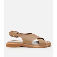 Hotiç Kadın Deri Bej Kemerli Düz Sandalet