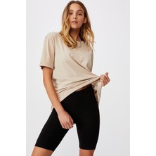 Çapula Kadın Siyah Yüksek Bel Kısa Tayt Pamuklu Esnek ve Rahat Kullanım Sunan Modern Tasarım