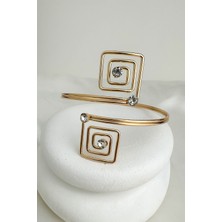 Altın Rengi Taş Detay Kare Geometrik Şekilli Kol Aksesuarı(Çapı:9cm)