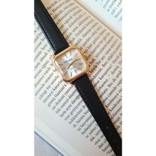Retro Kadın Kol Saati, Vintage Tasarım, Minimal Tasarım Gold Rengi Siyah Kayış