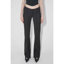 Şık ve Rahat Lara Donanım Pantolonları - Siyah, Esnek ve Beş Cep Tasarımı