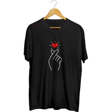 Karikatür Store Finger Heart Sevgililer Günü Baskılı Tişört