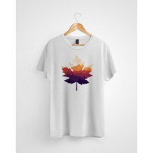 Karikatür Store Unisex Beyaz Yaprağa Saklanan Dağ Tasarımlı Baskılı Tshirt