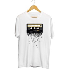 Karikatür Store Kasetin Ölümü Baskılı Unisex Tişört