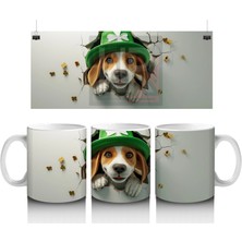 Yonca Şapkası Takmış Beagle Köpek Figürü - Baskılı Kahve Kupası