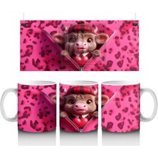 Pembe Leopar Desenli Arka Planda Romantik Ayıcık – Baskılı Kahve Kupası