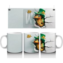 Şapkalı St. Patrick’s Temalı Sevimli Yılan Figürü - Baskılı Kahve Kupası