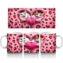 Kalpli Yastığa Sarılmış Iki Kedi – Baskılı Kahve Kupası